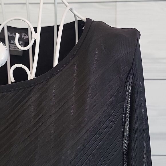 Michael Tyler mesh sleeve casual top in black Size XS - Picture 4 of 12